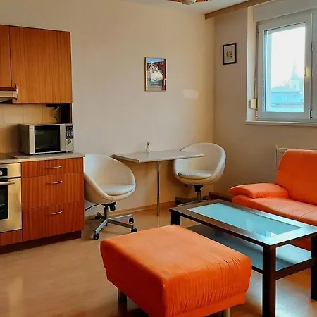 Cozy 1 Bed Floor In The Old Town Appartamento *