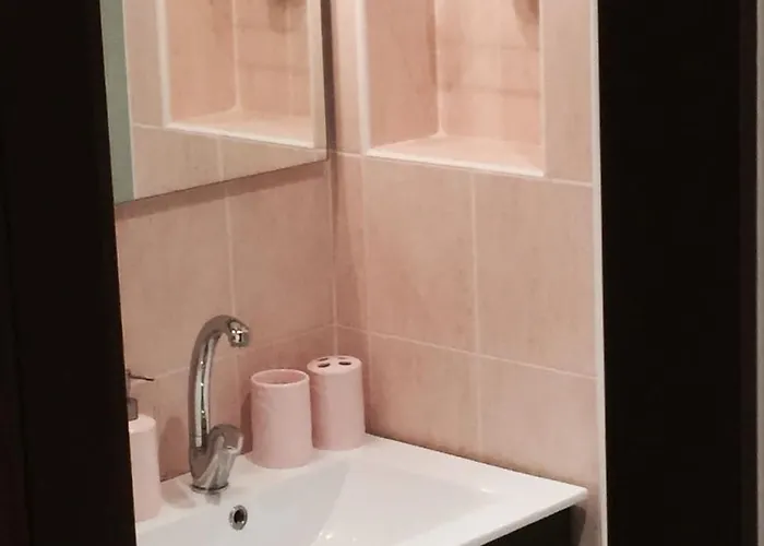 Cozy 1 Bed Floor In The Old Town Apartament