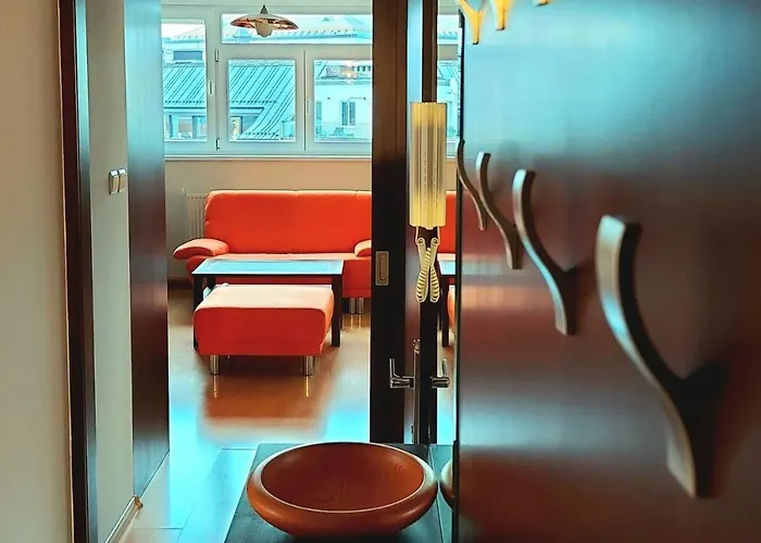 Cozy 1 Bed Floor In The Old Town Apartment