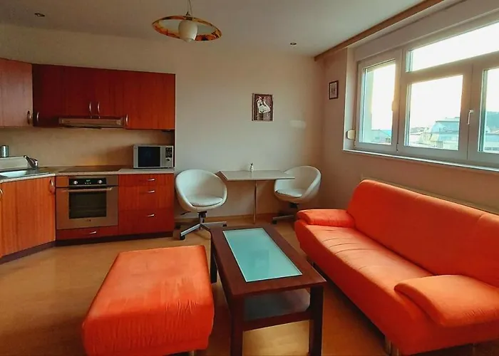 Cozy 1 Bed Floor In The Old Town Apartament *