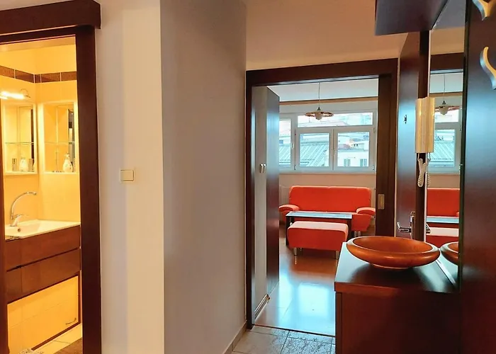 Cozy 1 Bed Floor In The Old Town * Bratislava